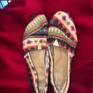 Patterned Toms, tribal, 10